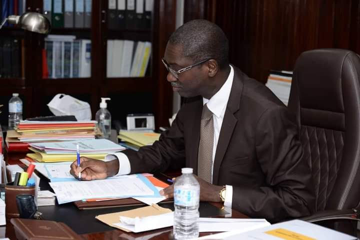 13 réformes judiciaires soumises au Pr Ismaila Madior Fall