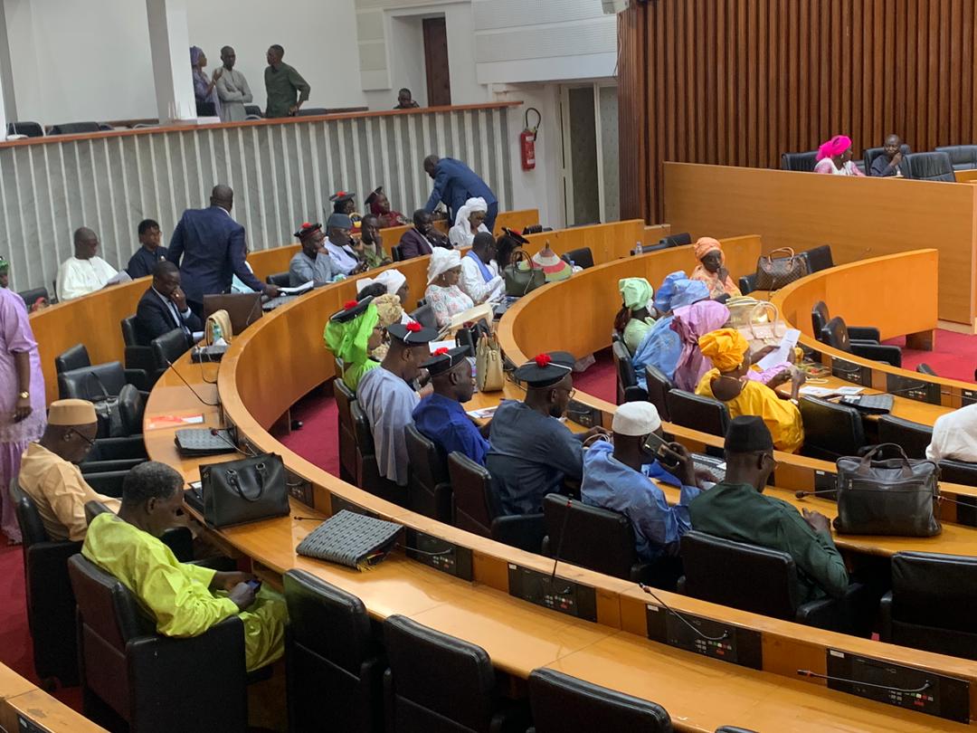 Arrêt sur images : Des députés arborent le look de Alphonse Mané Sambou