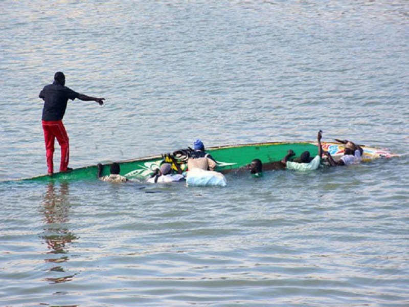 Chavirement d’une pirogue à Doué : les recherches se poursuivent