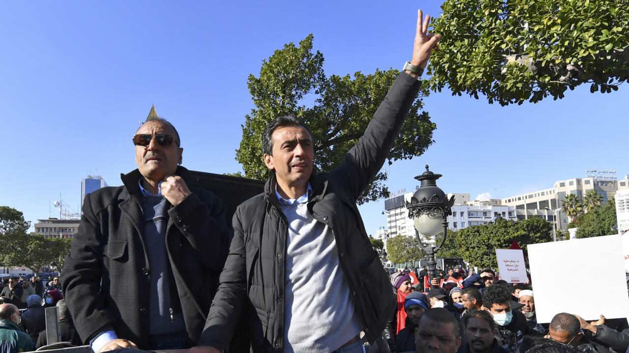 Tunisie: nouvelle vague d’arrestation d’opposants dont celle de Jawhar Ben Mbarek