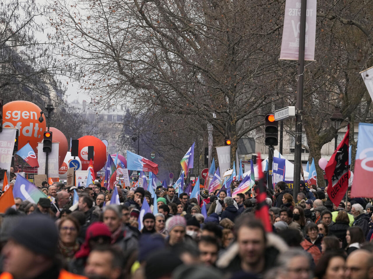 Le mouvement contre la réforme des retraites se prépare à «mettre la France à l&rsquo;arrêt»