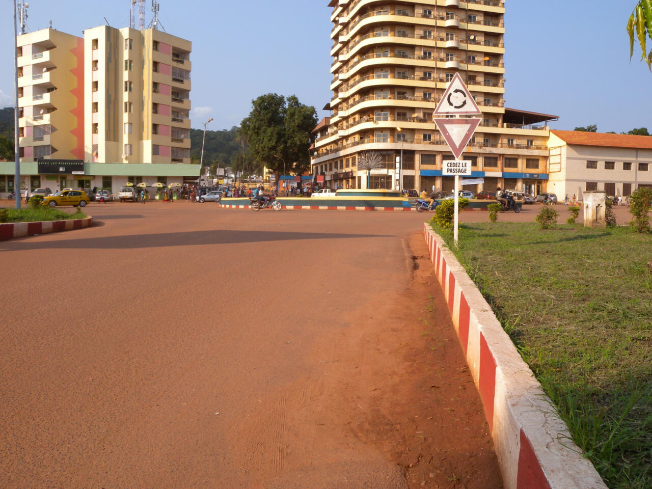 Centrafrique: cinq Européens ressortis libres après une convocation à la DST