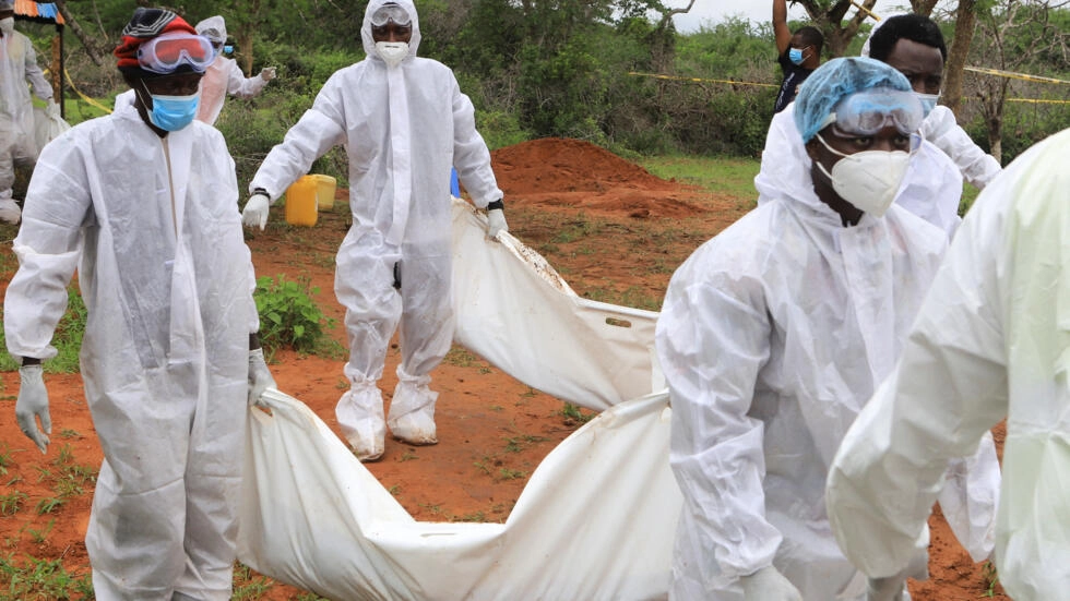 Kenya: la police exhume 21 corps de membres présumés d&rsquo;une secte