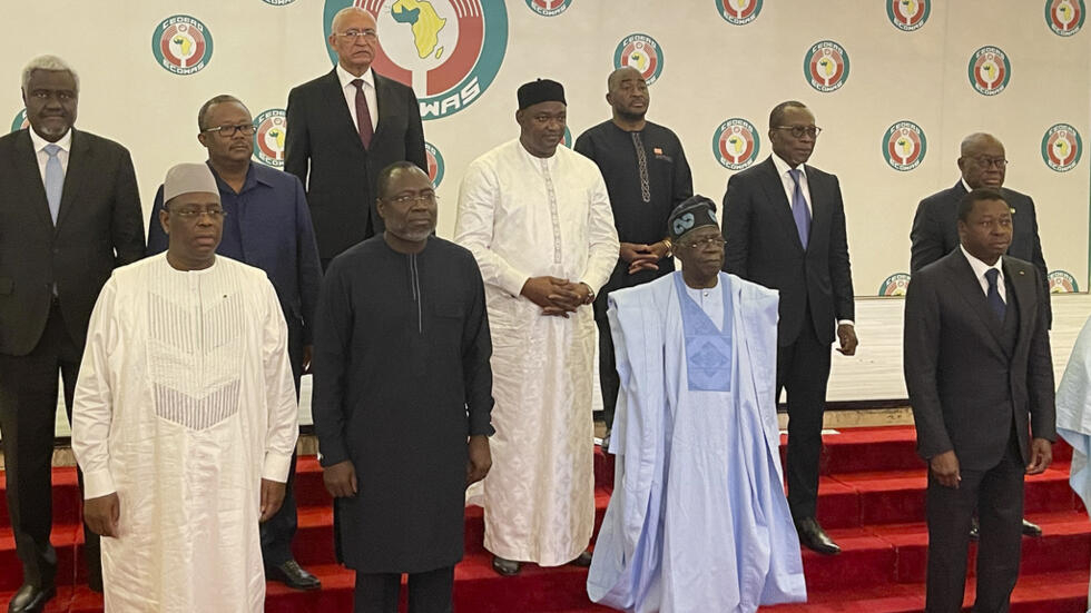 Niger: malgré le refus de la junte d’accueillir sa délégation, la Cédéao poursuit les négociations