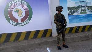 Bénin: l&rsquo;opposition s&rsquo;interroge et s&rsquo;alarme en cas d&rsquo;intervention militaire au Niger