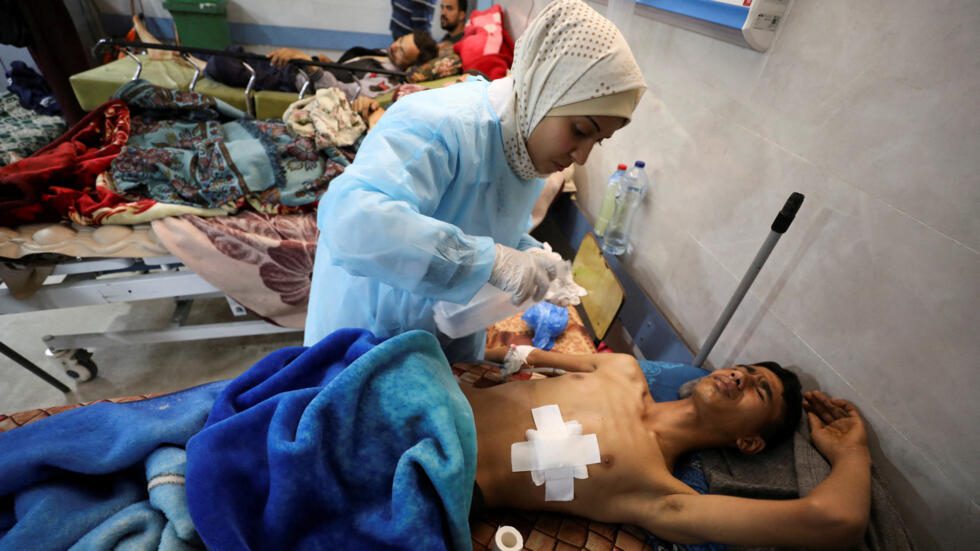 Gaza: appels à une enquête après une distribution humanitaire meurtrière, Biden se résout aux largages d&rsquo;aide