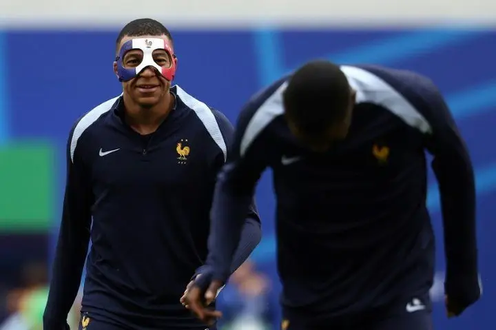 La défense du PSG dans l’affaire Kylian Mbappé
